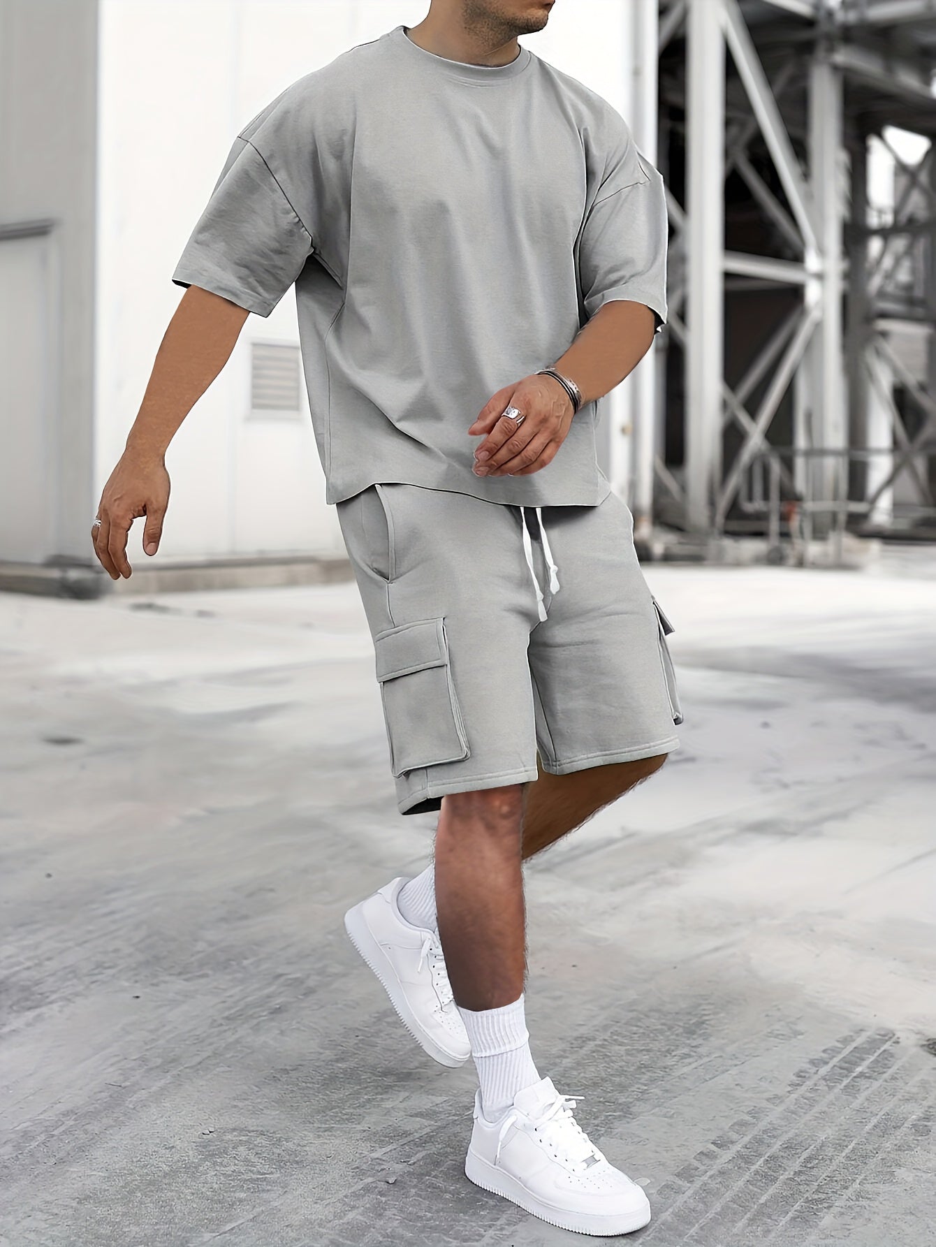 Casual T-shirt and Cargo Shorts Set for Men
